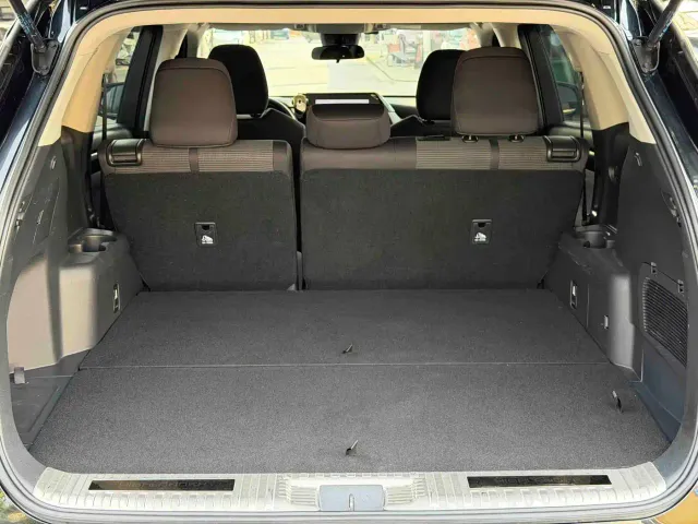 Toyota Highlander — Фото автомобиля 15
