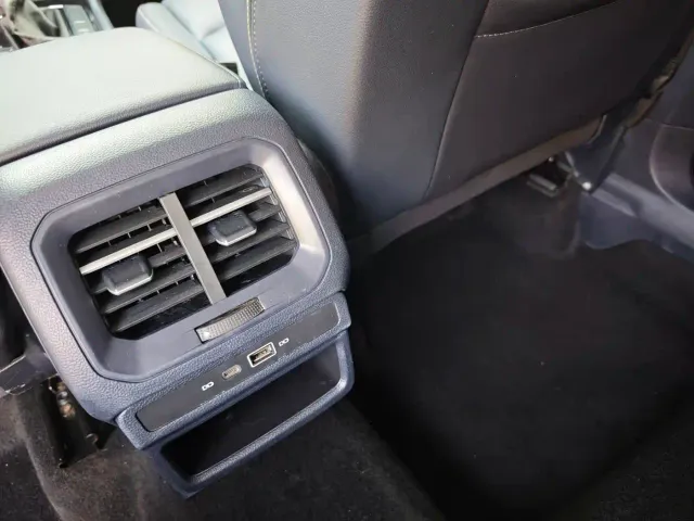 Volkswagen Tharu — Фото автомобиля 13