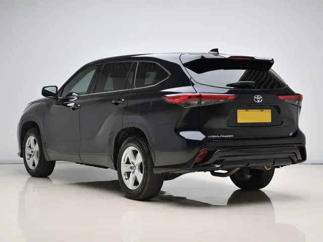 Toyota Highlander — Фото автомобиля 4