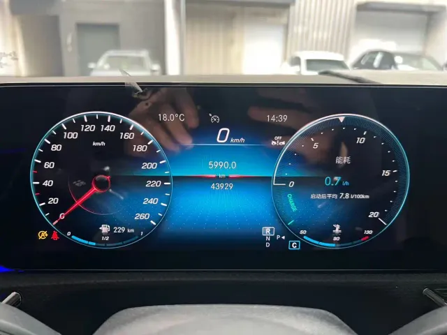 Mercedes-Benz A-Class — Фото автомобиля 9