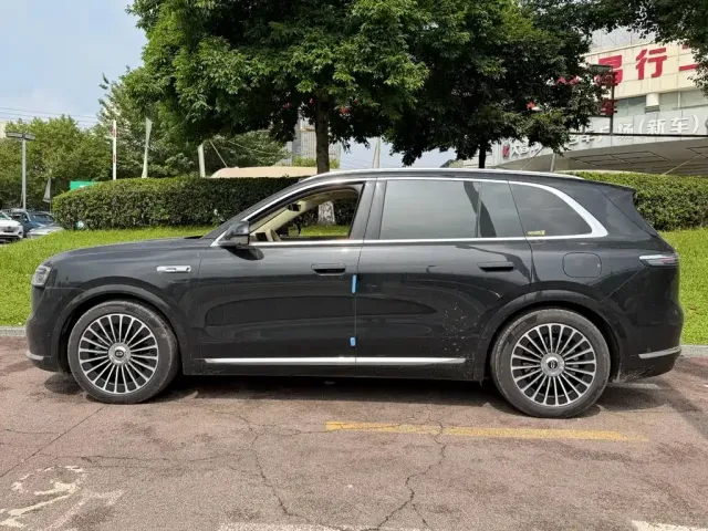 Aito M7 — Фото автомобиля 3