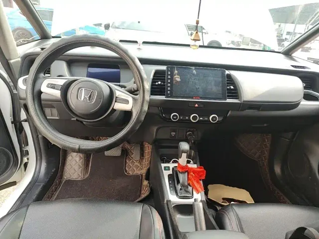 Honda Fit — Фото автомобиля 9