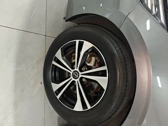 Nissan Sylphy — Фото автомобиля 22