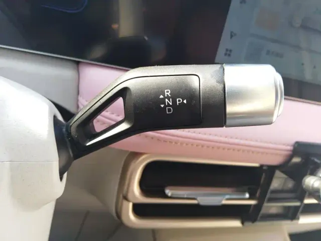 Geely Geometry E Firefly — Фото автомобиля 16