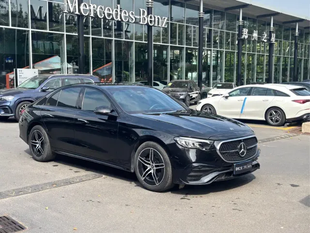 Mercedes-Benz E-Class — Фото автомобиля 5