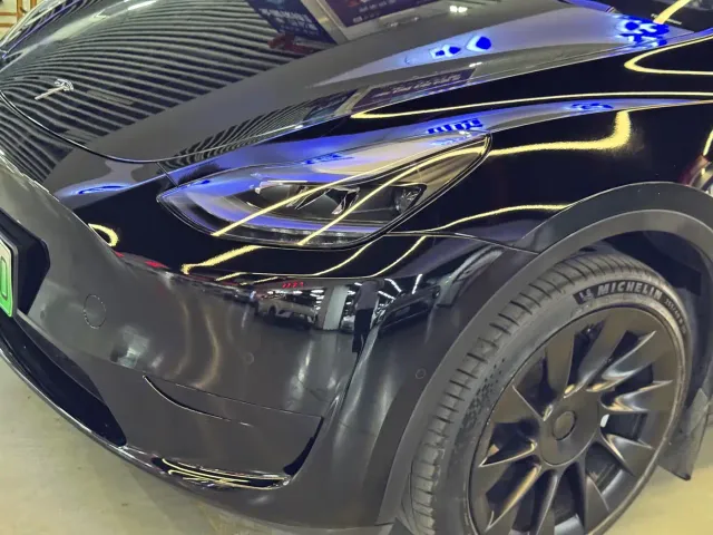 Tesla Model Y — Фото автомобиля 10