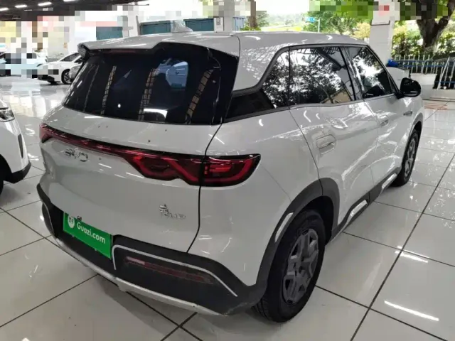 BYD Yuan UP — Фото автомобиля 6