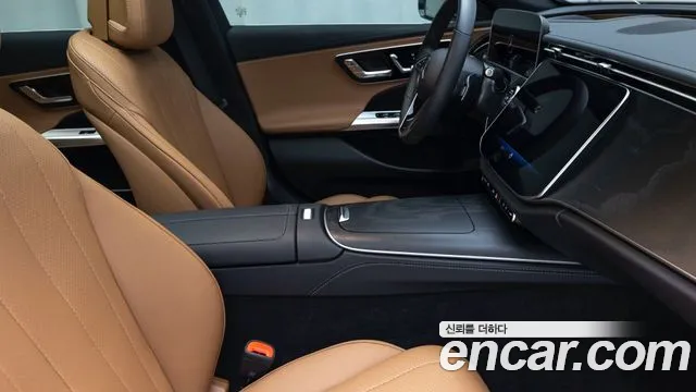 Mercedes-Benz E-Class W214 — Фото автомобиля 9