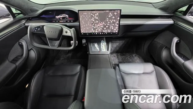 Tesla Model S — Фото автомобиля 7