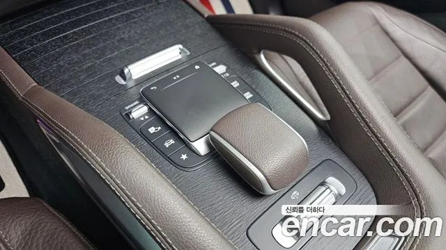 Mercedes-Benz GLS-Class — Фото автомобиля 16