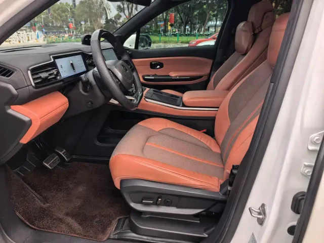 Nio EC6 — Фото автомобиля 11