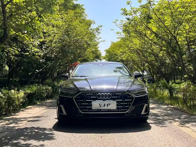Audi A7L — Фото автомобиля 7