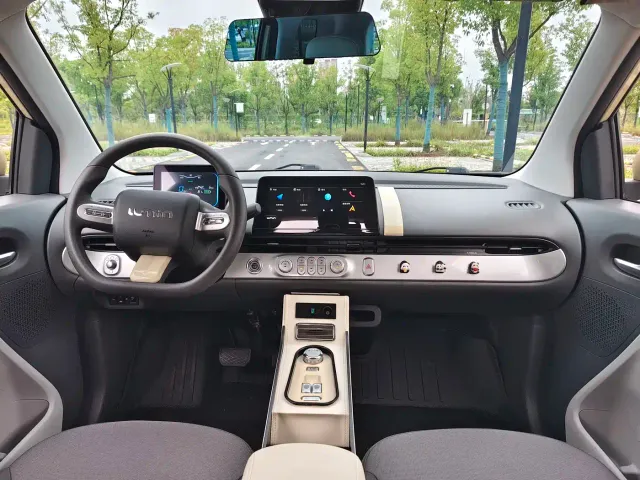 Changan Lumin — Фото автомобиля 11
