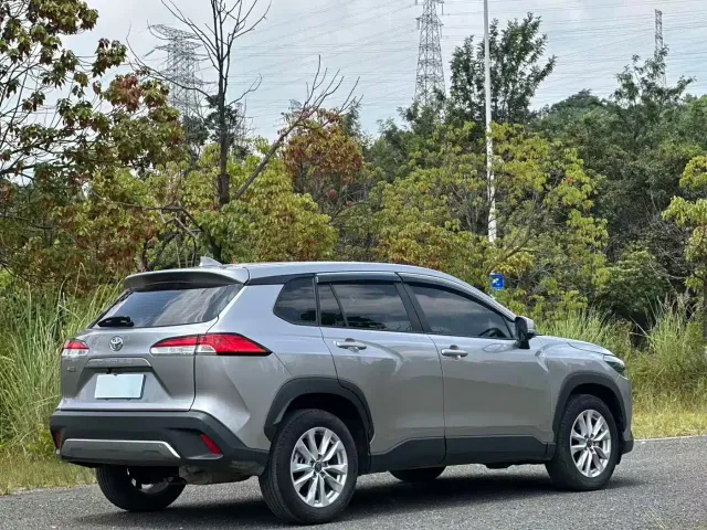 Toyota Corolla Cross — Фото автомобиля 6