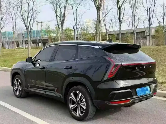 Geely Boyue L — Фото автомобиля 9