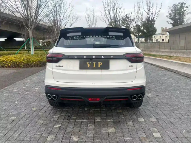 Geely Binyue — Фото автомобиля 10