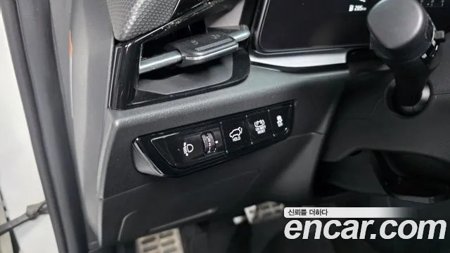 Kia Niro The All New Niro Signature — Фото автомобиля 17