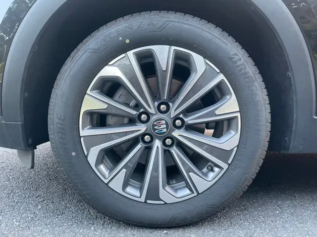 Buick Envision S — Фото автомобиля 10