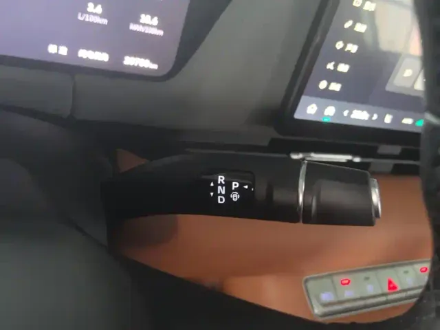 Haval Haval Xiaolong MAX 2025 Hi4 165 Ultra Smart Drive Edition — Фото автомобиля 16