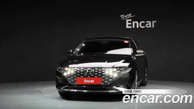 Hyundai Grandeur New — Фото автомобиля 3