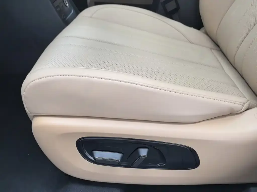 Aion AION i60 2026 Extended Range Base Model — Фото автомобиля 20