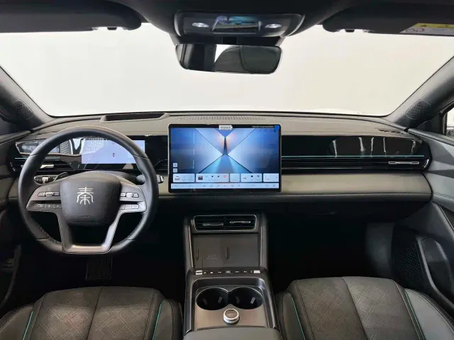 BYD Qin L — Фото автомобиля 11
