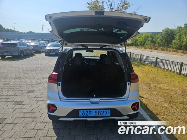 Kia Niro — Фото автомобиля 16