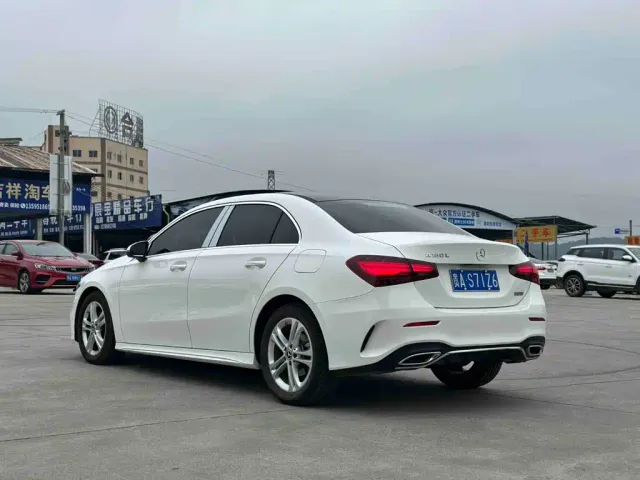 Mercedes-Benz A-Class — Фото автомобиля 5