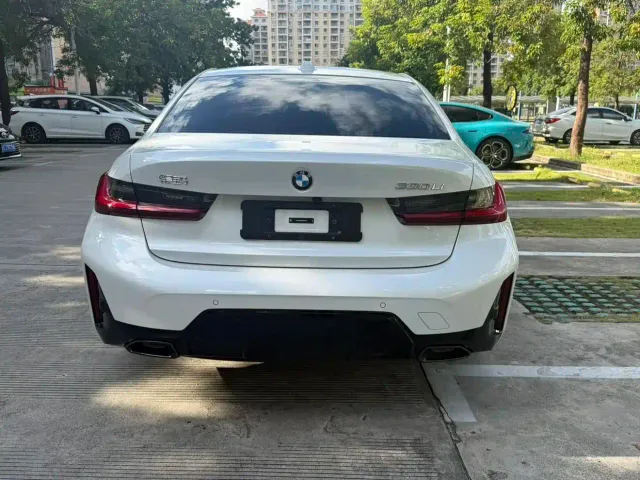 BMW 3 Series — Фото автомобиля 3