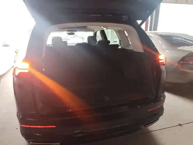 Buick Envision Plus — Фото автомобиля 18
