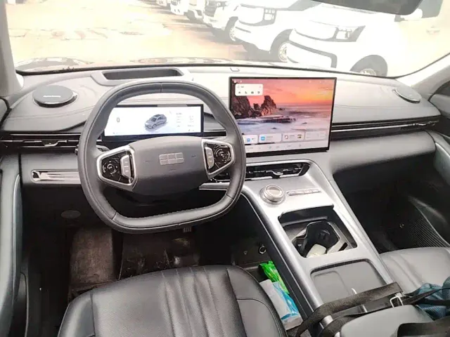 Geely Galaxy E5 — Фото автомобиля 9