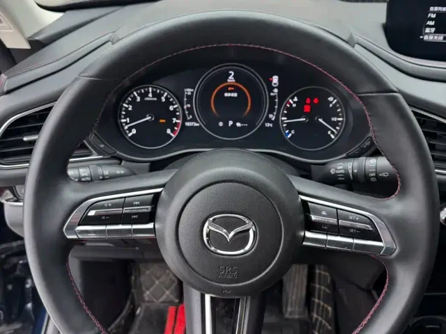Mazda CX-30 — Фото автомобиля 12