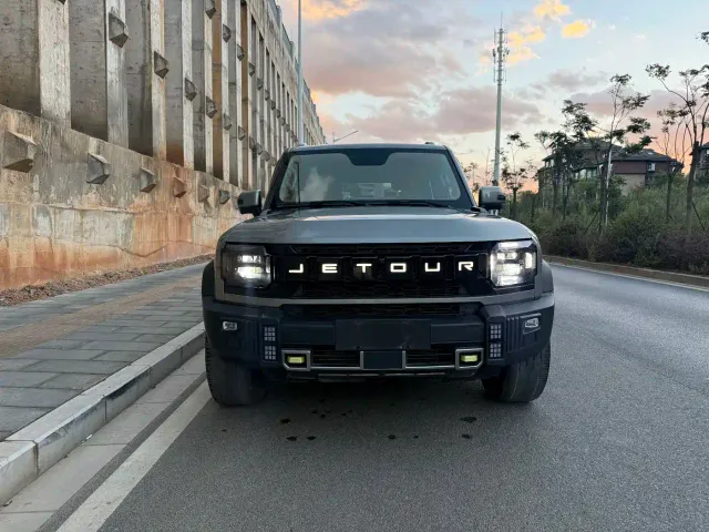 Jetour T2 — Фото автомобиля 2