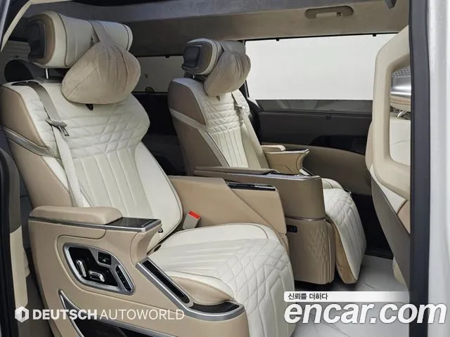 Kia Carnival Generation 4 — Фото автомобиля 14