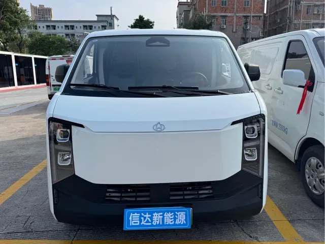Changan Kuayue Kua Yue Xing Guang EV — Фото автомобиля 3