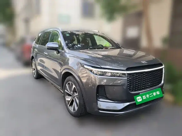 Li Auto ONE — Фото автомобиля 3