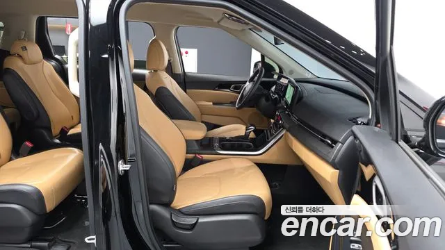 Kia Carnival 4th Gen — Фото автомобиля 11