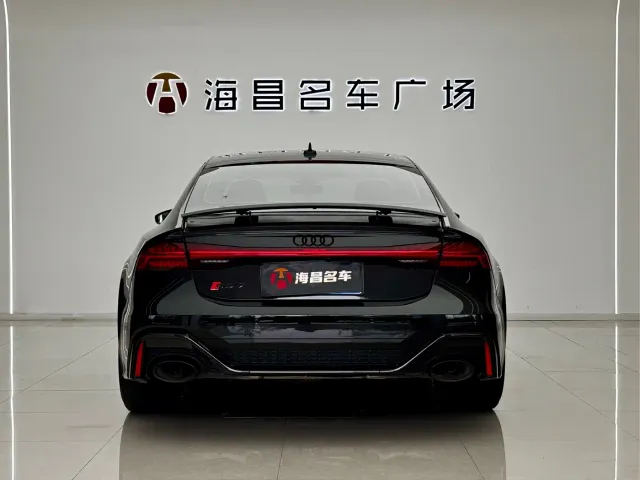 Audi RS 7 — Фото автомобиля 17