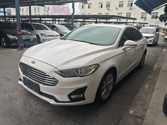 Фотография автомобиля — Ford Mondeo