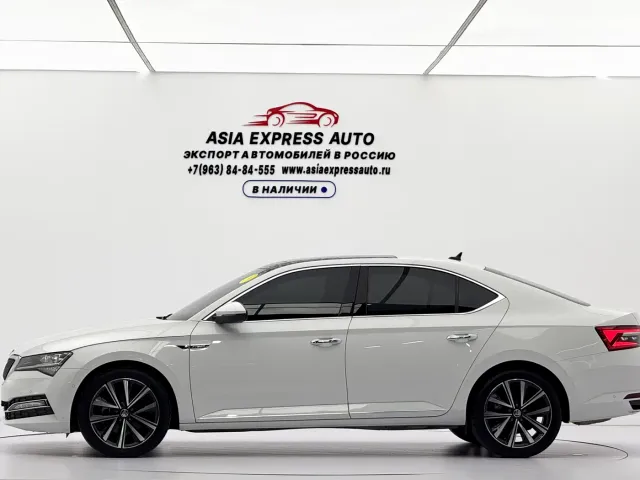 Skoda Superb — Фото автомобиля 7