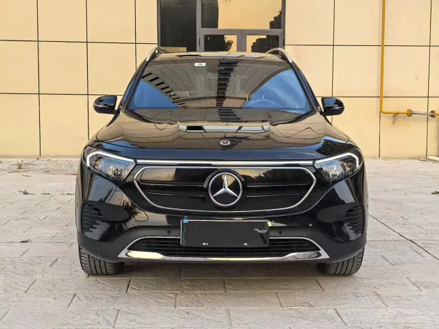 Mercedes-Benz EQB — Фото автомобиля 2