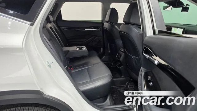 Kia Seltos — Фото автомобиля 17