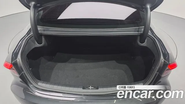 Hyundai Grandeur New — Фото автомобиля 15