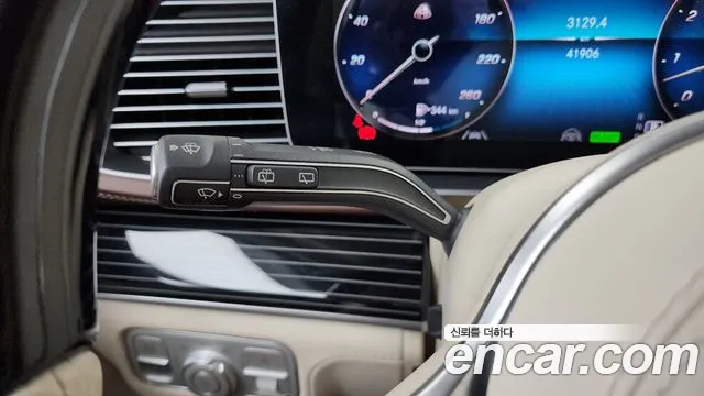 Mercedes-Benz GLS-Class — Фото автомобиля 26