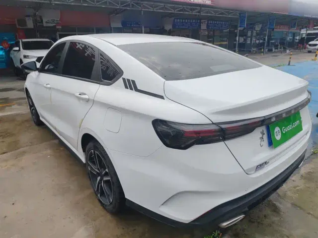 Geely Binrui — Фото автомобиля 4
