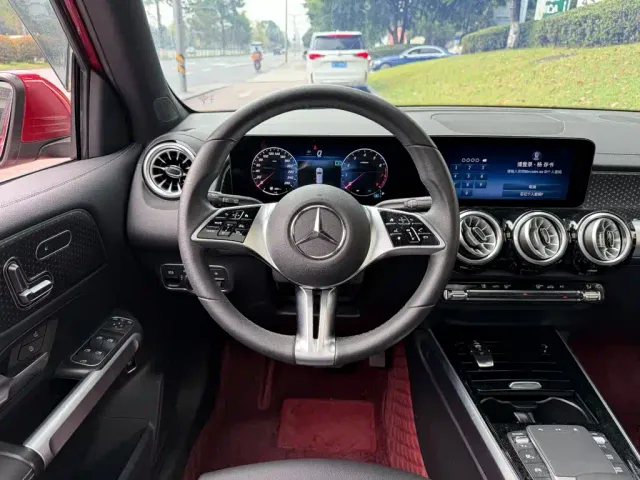 Mercedes-Benz GLB-Class — Фото автомобиля 14