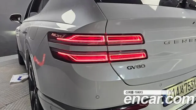 Genesis GV80 — Фото автомобиля 22