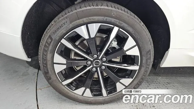 Вольво XC60 — Фото автомобиля 5