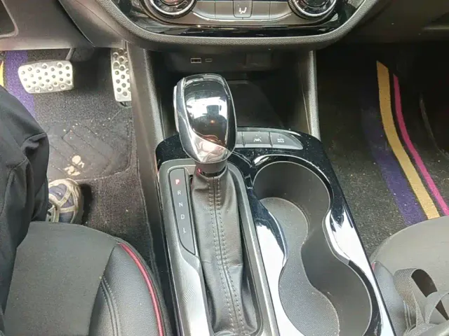 Buick Angyang — Фото автомобиля 13