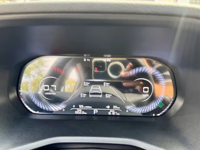 Geely Emgrand — Фото автомобиля 13